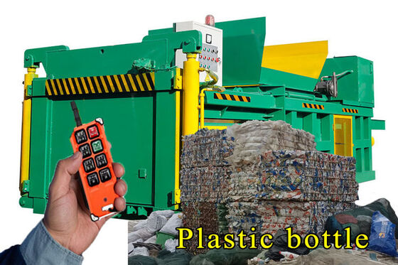 Horizontal Hydraulic Baler Machine For PET Bottle And Plastic Waste Recycling