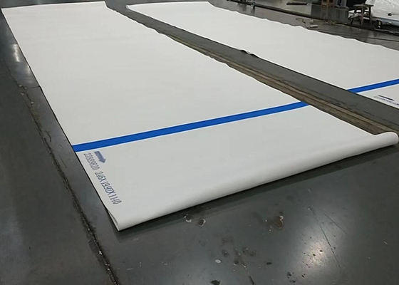 Niekończący się filc prasowy do produkcji papieru w maszynie papierniczej z papieru kraft