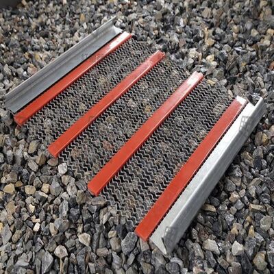 Samoczyszcząca siatka druciana z otworami 3,18 mm-17,15 mm dla 40% zwiększonej przepustowości i 30% większej powierzchni otwartej