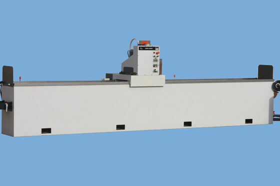 Maszyna do ostrzenia ostrzy o długości roboczej 1500 mm z sterowaniem CNC